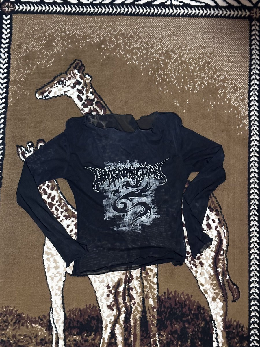 illeenbreak's tweet photo. เสื้อเปิดไหล ซีทรู ผ้าตาข่าย 
detail: อก 15 ยืดได้ถึง 21 ยาว 19.5 
แขนซ้าย-ขวา ยาว 22

📍Price 150 ฿ 🗯️

#ส่งต่อ #ส่งต่อเสื้อผ้า #เสื้อผ้ามือสอง #เสื้อผ้ามือ2 #โล๊ะตู้เสื้อผ้า #เสื้อผ้ามือสองสภาพดี https://t.co/atNgevtI5u