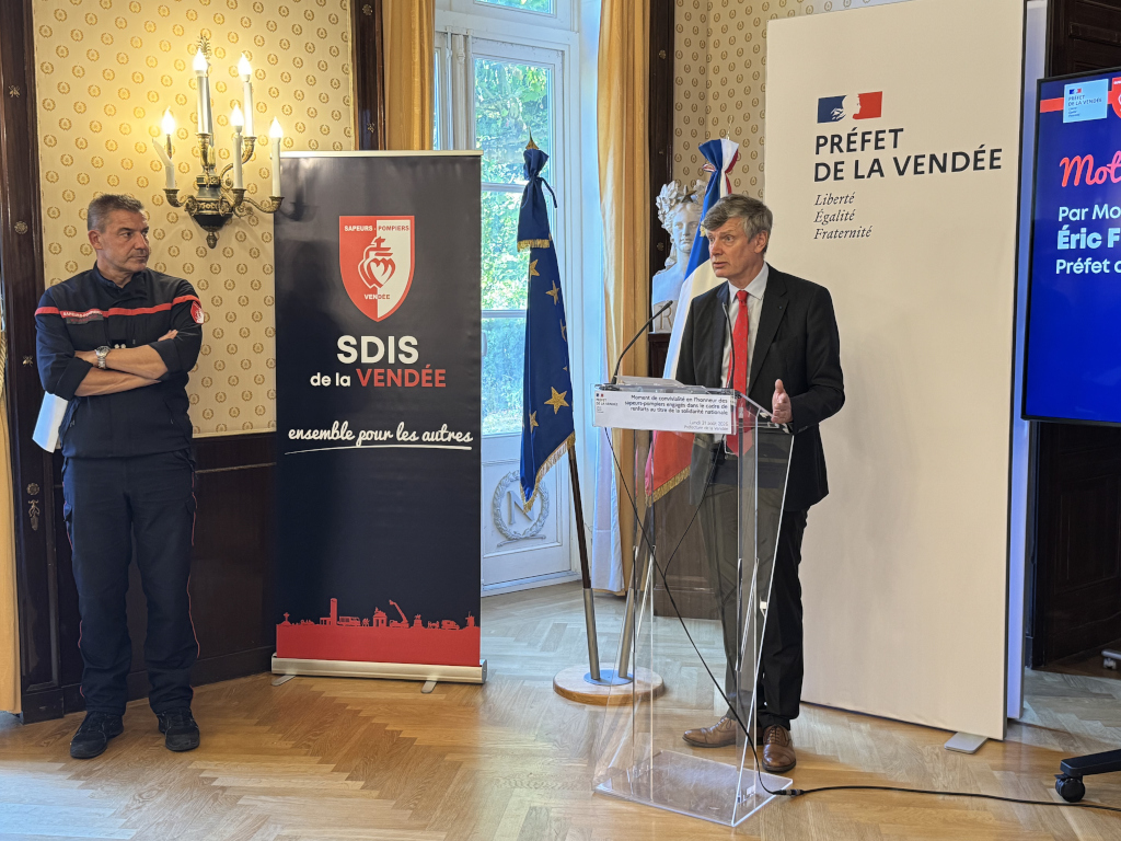 Image de Préfet de la Vendée - Feux de forêt : les sapeurs-pompiers de la #Vendée mobilisés au service de la solidarité nationale

