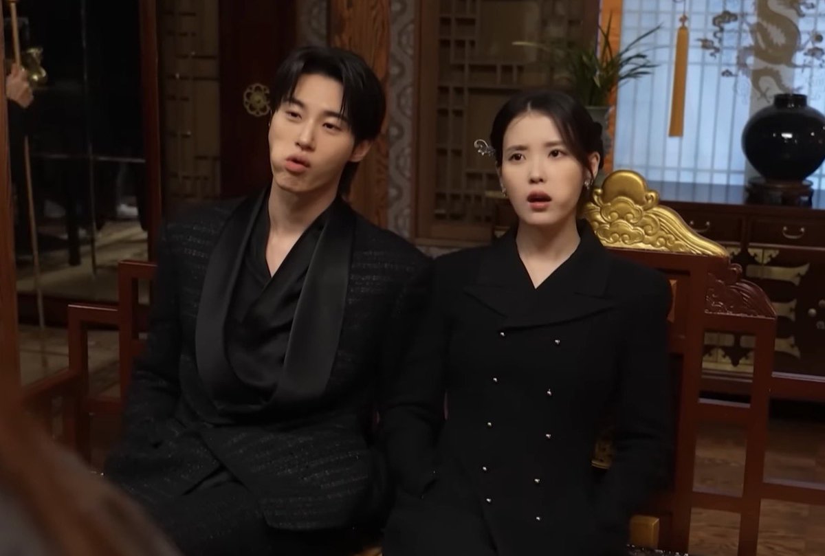 gyvcci's tweet photo. omg as expected from our supportive besties! that cute selca of them from the ep 12 behind 😭 please we need to see all of them too, share them with us 🥲 https://t.co/sN5n3xRcXz