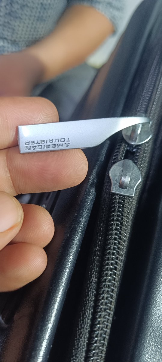 ceobharat's tweet photo. Dear
@AMtouristerIN 

I have a beautiful relationship with you by having all suitcase from you. Recently I saw one of my zipper cluch miss during airport transit, showroom and repair shop not able to provide this.

If you can arrange one for me,  It will be be a real support. https://t.co/PQKDwxsjg1