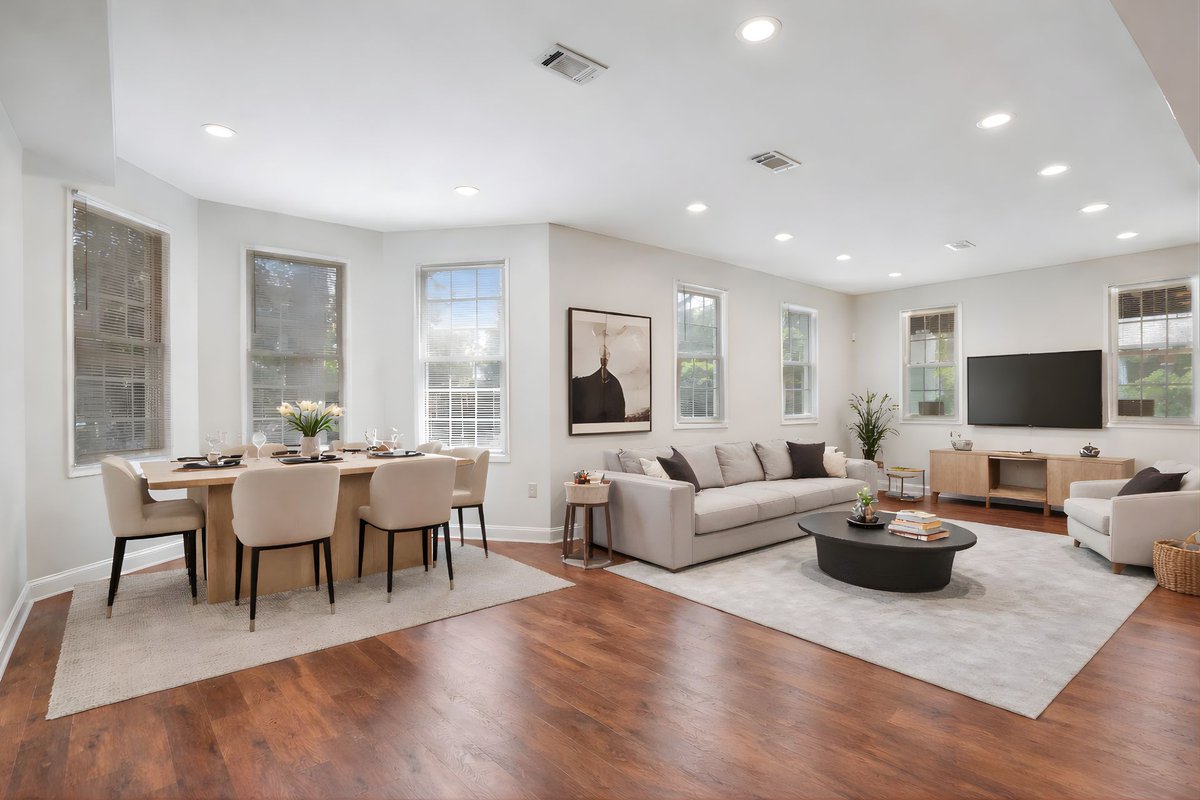 listingsnova's tweet photo. ACTIVE in Silver Spring!
Updated kitchen, inviting living spaces, a large deck, and fenced backyard, all with shopping, dining, parks, and commuter routes nearby.
Call 571-462-2445 to tour today.
#SilverSpringMD #HomeForSale #MarylandRealEstate https://t.co/e8dmeoVX3e