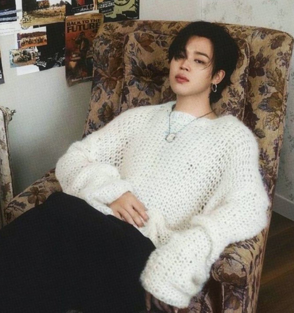 jmpopbase's tweet photo. [INFO] #JIMIN has officially surpassed 60 million followers on Instagram. https://t.co/V8pNCSMeo0