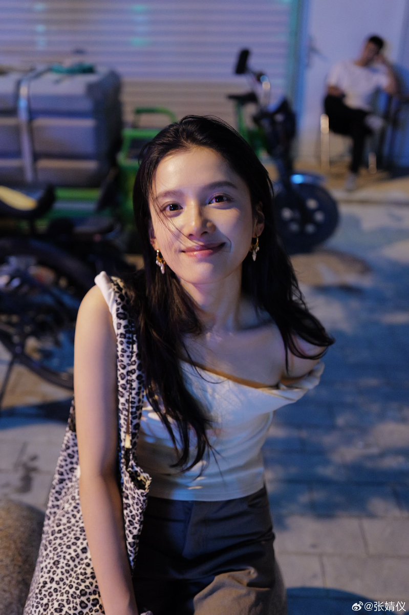 kalarumi's tweet photo. Selamat malam dari aku yang baru bisa menyapa kalian 

@BROOKFORDHIGHS @BROOKFORDSUB @emillyhpr @calvnstr @daphnerent @scottmahen @owensinclairr https://t.co/GB2OxOacCT