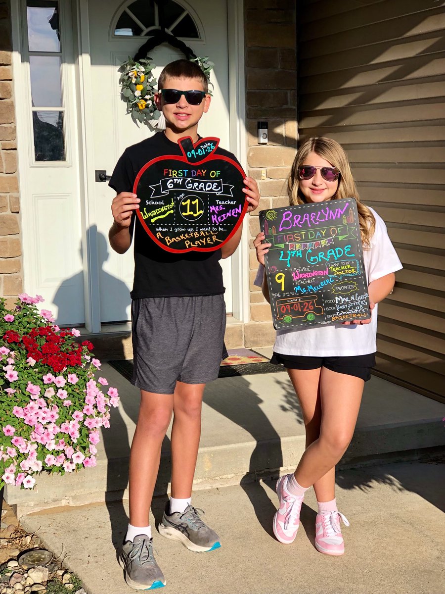 CoachHockett's tweet photo. Big week in the Hockett household 🏠…

Kiddos hit the hallways today, with @UWSPWBB 🏀 &amp; @PE_MammaHock starting the academic 📚 year tomorrow‼️

Everything we try to build is rooted in FAMILY — incredibly EXCITED to watch both grow this upcoming 🏫 year

💜 #Pointers 💛 #JUICE🧃 https://t.co/f2lxduj0vl