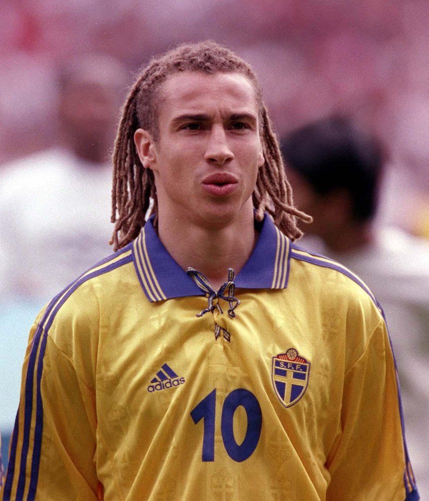 _offside18's tweet photo. Who knows this legend🤔

Level:impossible🤯 https://t.co/RyNpR10nK7