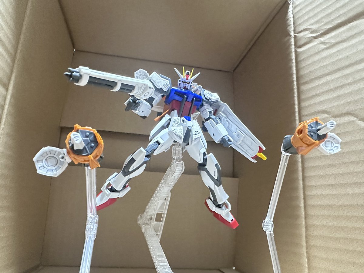 spacesonic13's tweet photo. ストライクガンダム［浮世絵パッケージVer.］完成
ガンバレルストライカーを装備
#ガンプラ https://t.co/J2nDLGIZV2