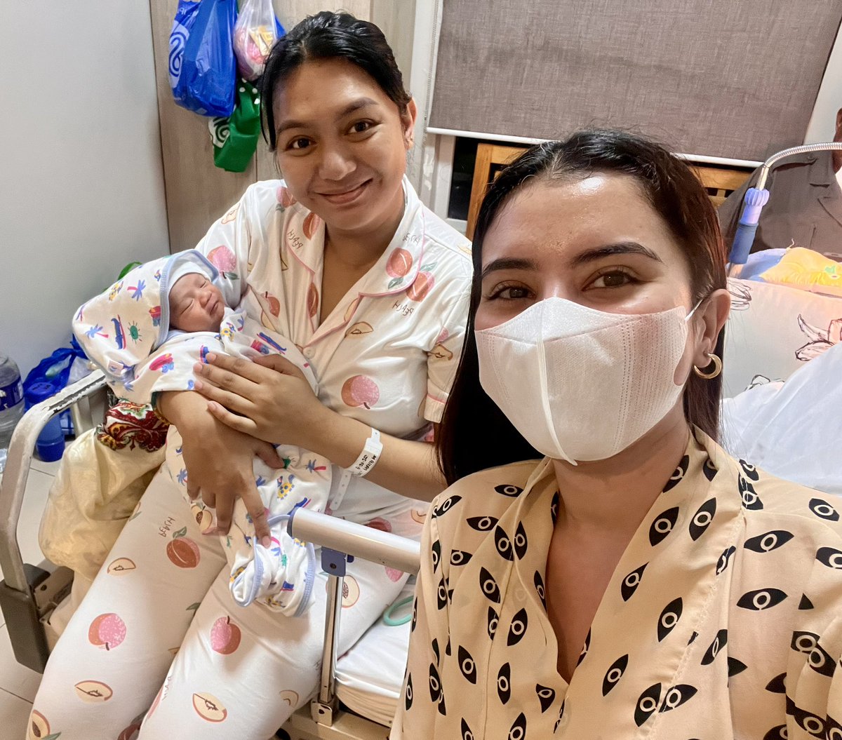 Aks10813's tweet photo. Finally met this little one.👶 https://t.co/cMZIdXqxCs