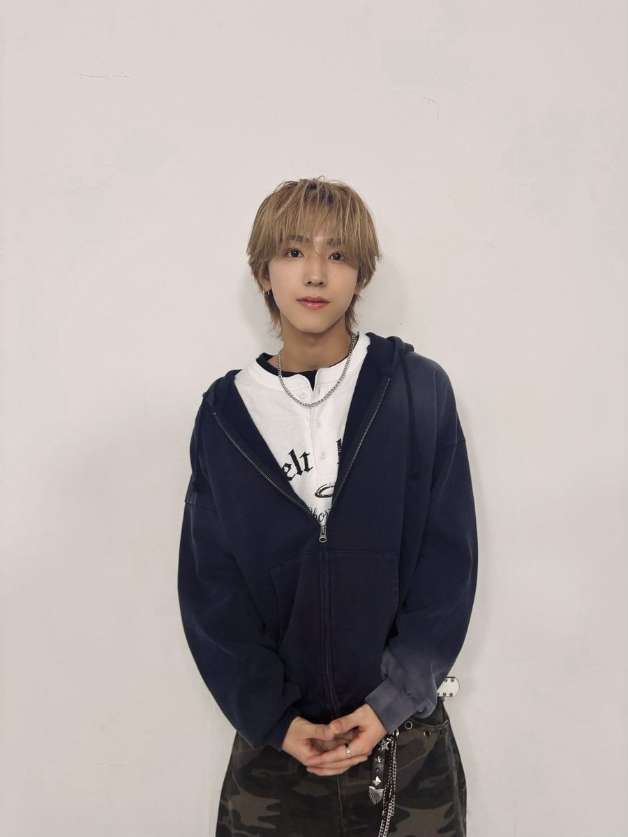 wildblue_ykme's tweet photo. [YUTO]

WEGO原宿店に僕たちがいっぱいいるよー！✨
遊びに来てねっ！😉

#WEGO
#WILDBLUE #池田優斗 #YUTO https://t.co/PUoqeY6QSE