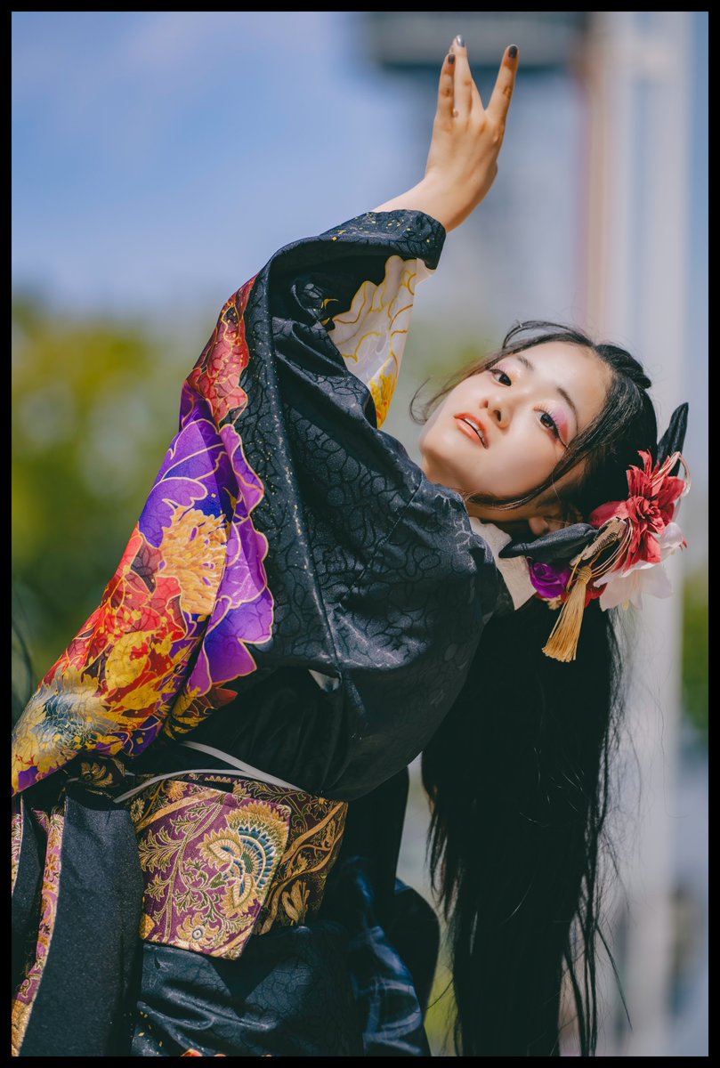 chihara_asami's tweet photo. にっぽんど真ん中祭り　岐阜大学騒屋
今年のどまつりで一番見に行ったチーム。
総踊り踊ってる時とか、笑顔素敵な可愛い大学生なのに、踊ってる時同じ人に見えないくらいの色っぽさがある。 https://t.co/AthZuILoSD