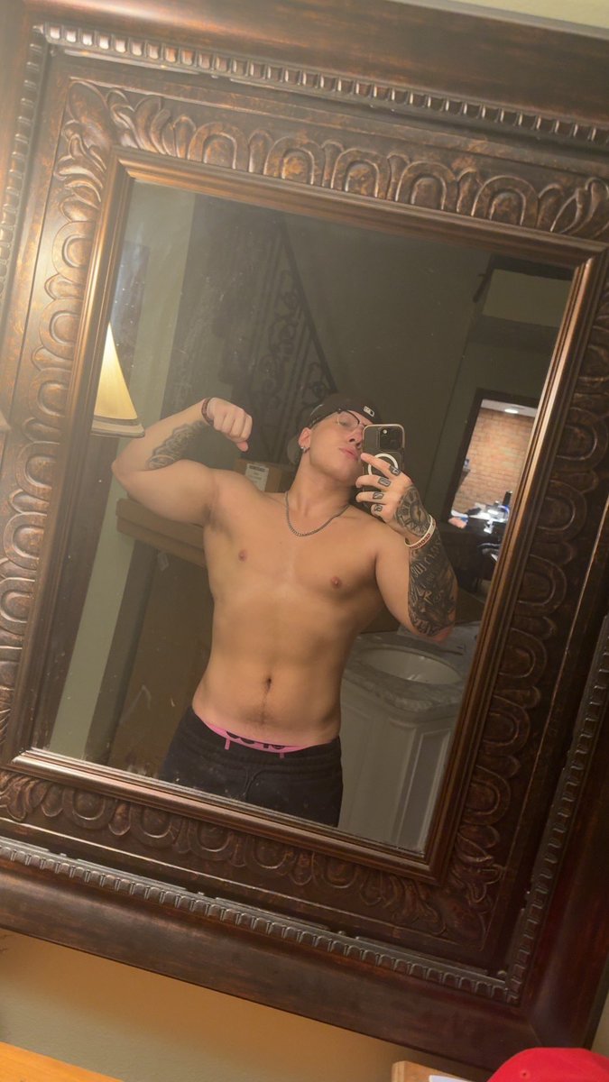 TequilaThunder2's tweet photo. Cum chat with me on the spicy site only 2 more days for it being 80% off😈😈😈 

https://t.co/pWnNublZT6 https://t.co/fgDZhUIwCz