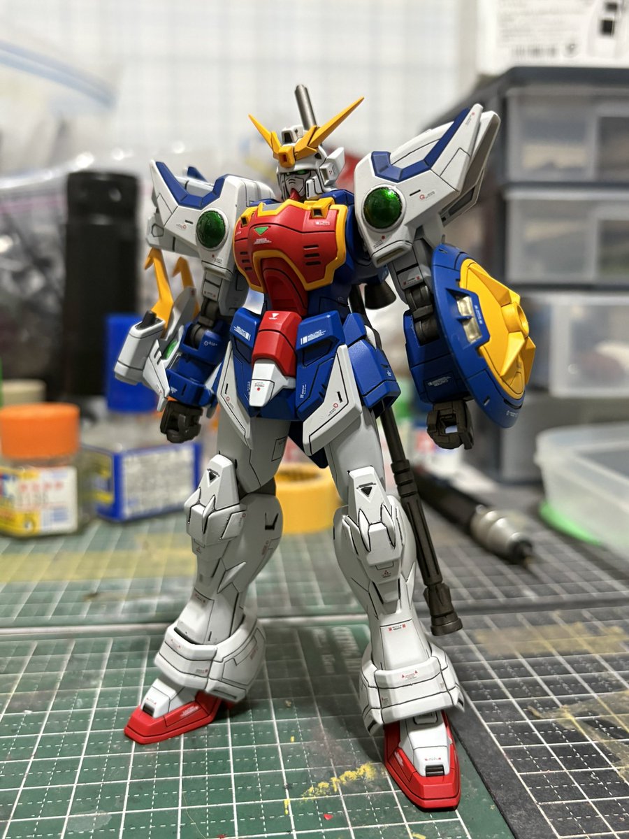 gunpla_c's tweet photo. #9月になったのでフォロワーさんに自己紹介しようぜ

只今ウイング系HG製作中。
写真が全然撮れてない…… https://t.co/l3Fg46ZHnh