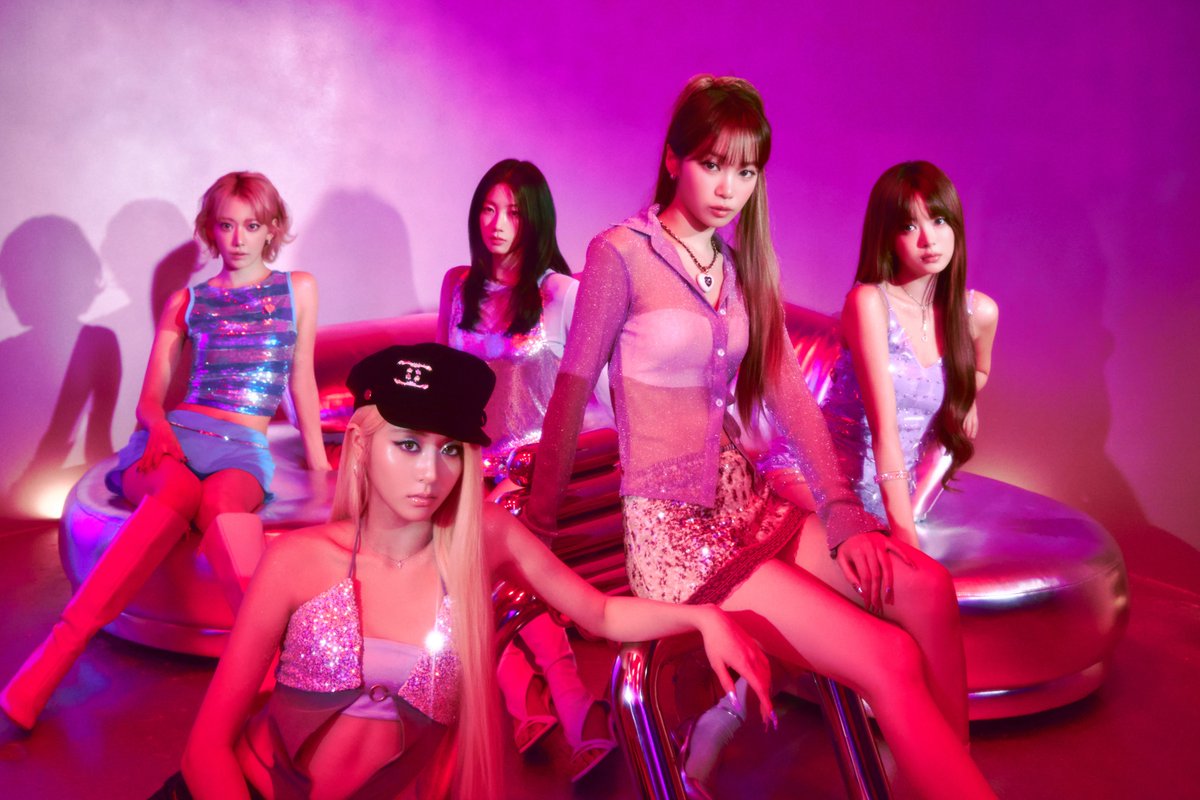 SOURCEMUSIC's tweet photo. CHEMICAL NIGHT 💥

✰ OFFICIAL MV
2026.09.11 12AM (KST) | 09.10 11AM (ET)

✰ 2nd Single Album 'Made My Night'
2026.09.11 1PM (KST) | 12AM (ET)

💿Pre-save &amp; Pre-order
https://t.co/ShoVOUwSeL

#LE_SSERAFIM #르세라핌 
#MadeMyNight https://t.co/Ooa3llJIiO
