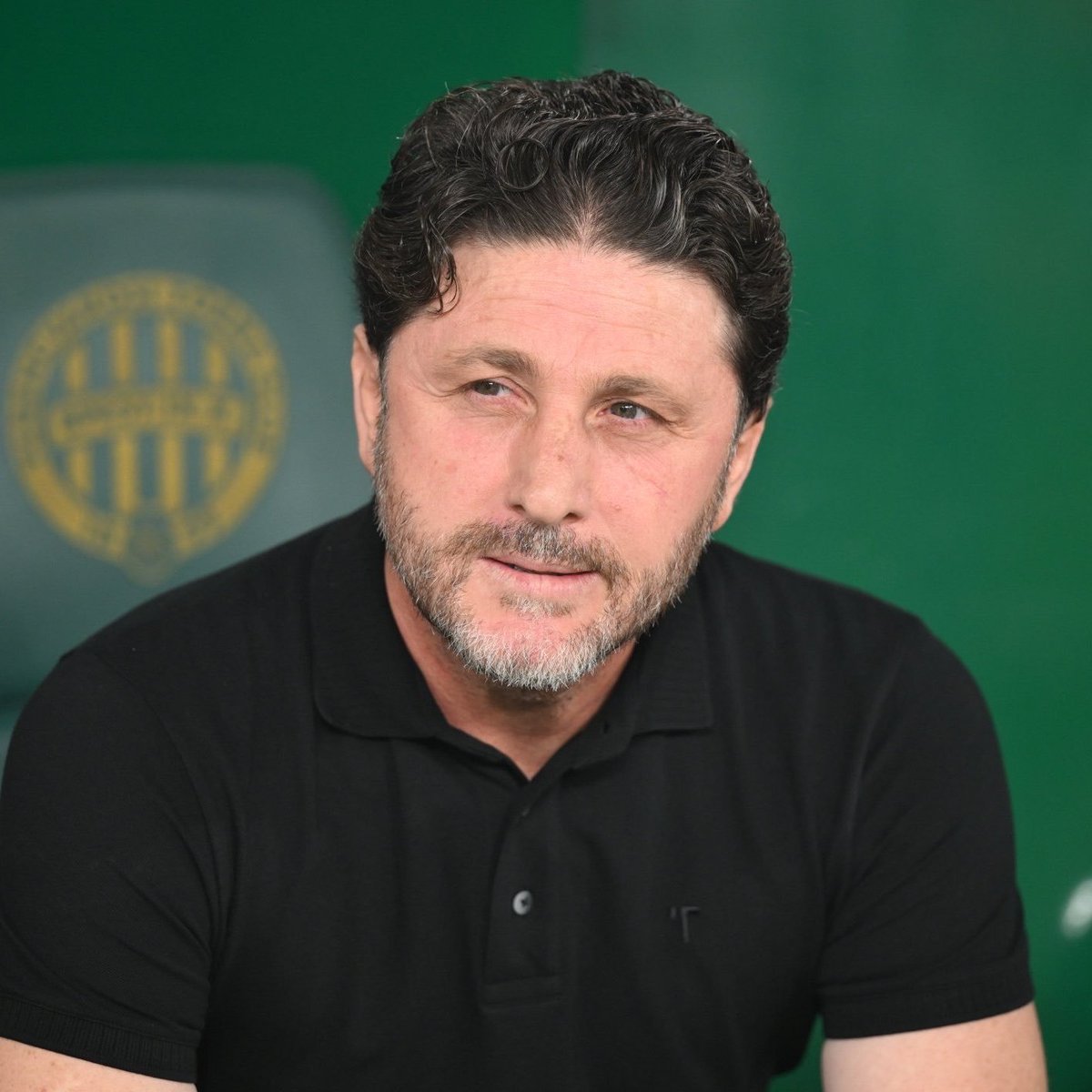 pusholder's tweet photo. RESMİ | Trabzonspor, Fatih Tekke ile karşılıklı anlaşarak yollarını ayırdığını açıkladı. https://t.co/pbPPD7dHYs