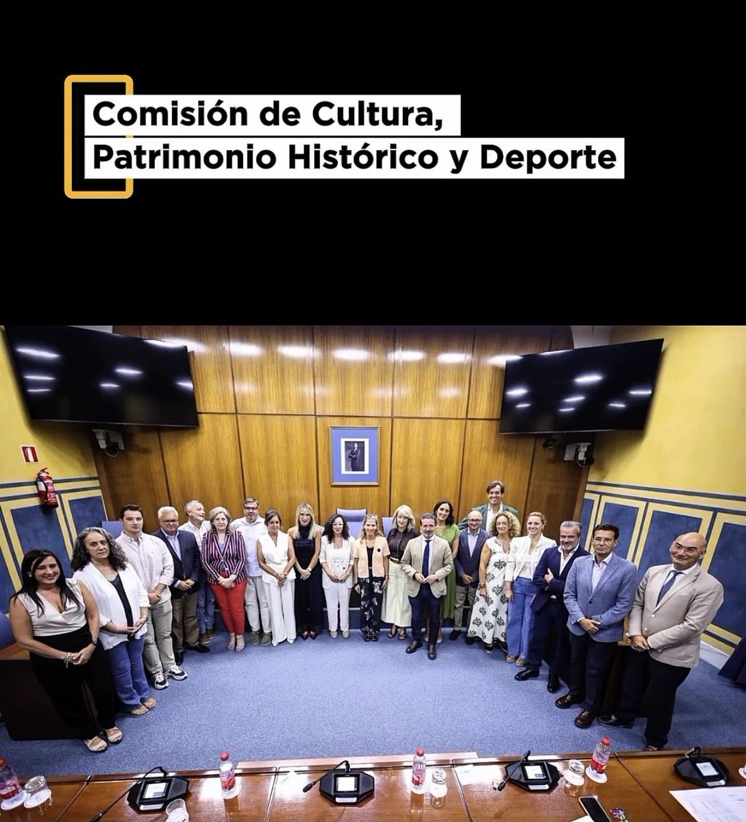 Rocio_MarOrt's tweet photo. Hoy quiero compartir el orgullo y la responsabilidad que supone poder representar y defender a los malagueños y a todos los andaluces.

Es un honor desempeñar mi labor como vicepresidenta y portavoz de VOX en la Mesa de la Comisión de Cultura, Deporte y Patrimonio Histórico, y como vocal de VOX en la Comisión de Empleo, Empresas y Trabajo Autónomo.

Cada día es una oportunidad para trabajar por nuestra tierra, proteger lo que nos identifica y defender un futuro con más oportunidades para todos.

Gracias por la confianza. Seguimos trabajando por Málaga y por Andalucía. 💚🇪🇸
@vox_malaga @AndaluciaVox @vox_es