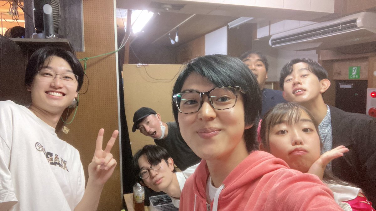 nudeabc's tweet photo. 本日、厚切り銀鮭塩焼き定食出た🐟

茶の美しきさんと京ぎつねに会えた🦊‼︎
民族がネタ面白かったと言ってくれました😆
4枚目のこの人、写真だとあんまりだけど実物くるまさんに似てた‼️

9/3(木)
19:00〜高円寺北区民集会所でスラバーノッカー
20:50〜下北ZAWAZAWAで海鍋新ネタライブ「ブリパン」🌊 https://t.co/OGCDiQ55ho