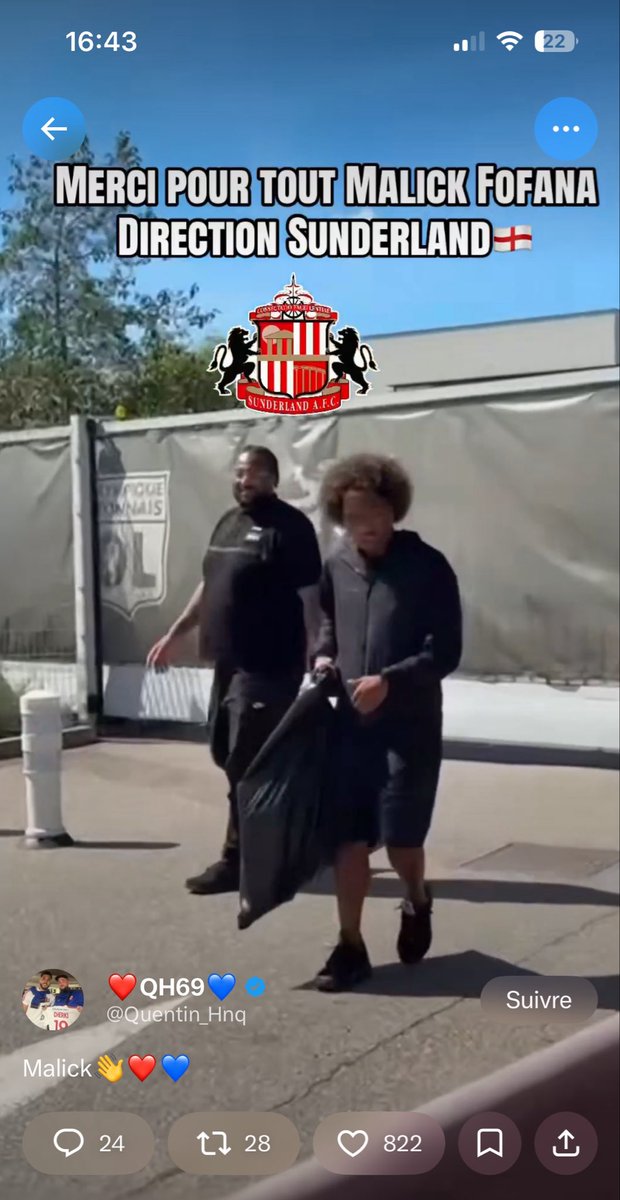 jijirestreint's tweet photo. Barcola il est venu dire au revoir à tous ses potes en Aston Martin toute jdide

Fofana dès que le club a vu une offre de + de 10M venant d’Angleterre ça a mis ses affaire dans un sac poubelle et ça lui a dit dégage gamin j’suis en larme hein https://t.co/6ysifHI9Fd
