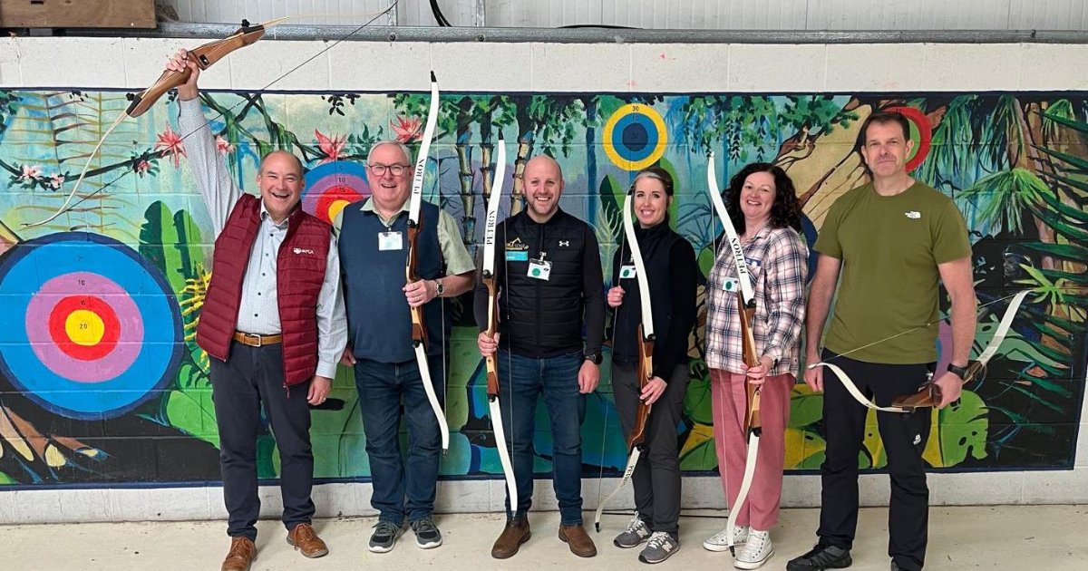hrfca's tweet photo. Armed Forces-friendly employers joined our Employer Engagement team at @ClunyActivities for a fun day of sport, networking and two #ArmedForcesCovenant presentations: https://t.co/dWMJK7s2od. 🏹🏆⛳️ @UHIPerth_ https://t.co/Sqn3oJ6PNF