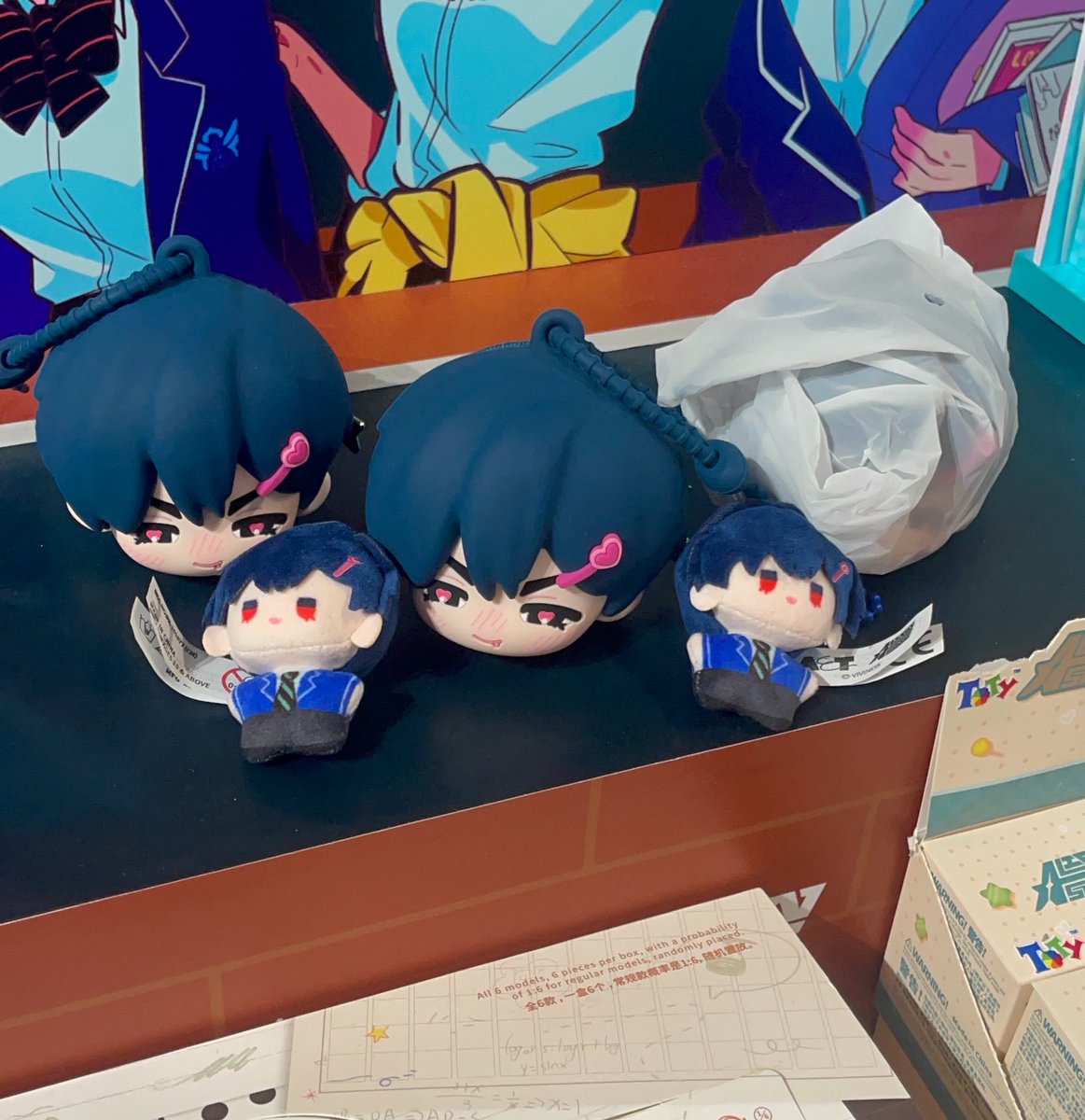 yukaree06's tweet photo. Blindboxes btw #ivan https://t.co/Ls4LiY6q0V