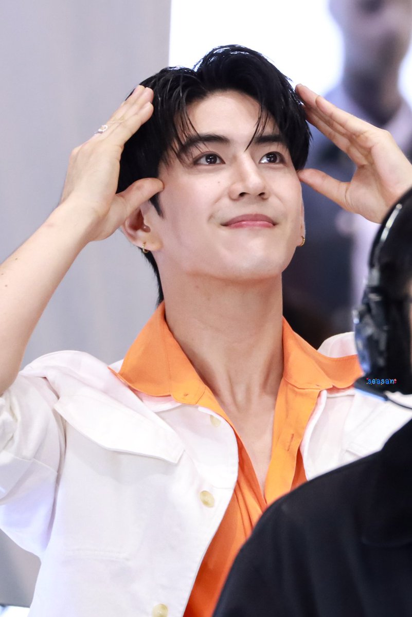 _seasan__'s tweet photo. เธอน่ารักจนเกินต้านขนาดนี้

อย่าน่ารักเกินนน เดี๋ยวลอร์ดโวลเดอร์มอร์ข้างหลังจับตัวไปลูกก

JIMMYSEA BLACKMORES PARAGON

#BlackmoresFizzersxJimmySeaNamtan
#sea_tawinan https://t.co/RYwqGSkUlJ