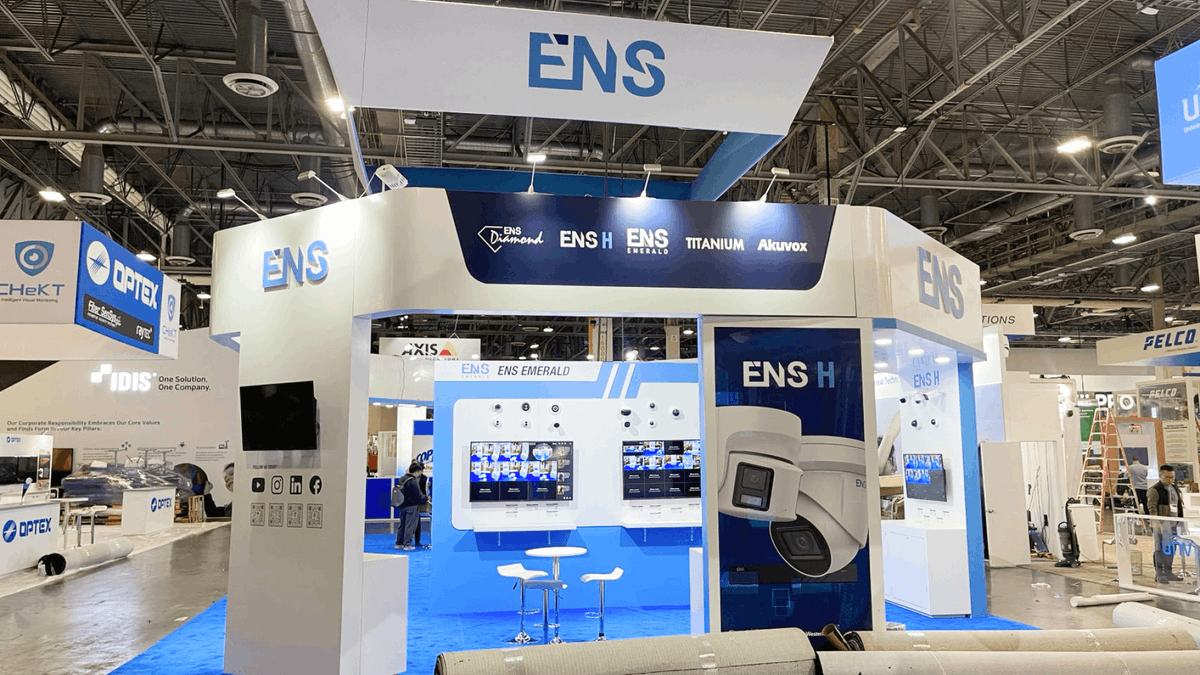 CircleExhibit's tweet photo. ENS ISC West 2023 Security Technology Booth

A bright security booth with overhead branding, product displays, demo screens, and open aisles that make the technology easy to explore.

#ISCWest2023 #SecurityTech #TradeShowBooth https://t.co/DF0vhpnszq