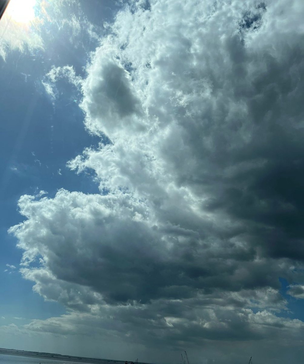 skyxito113's tweet photo. This one has to be the best I've done
Rate this one with a GIF #animation #meme #cloudart https://t.co/LZnhVtdQiL