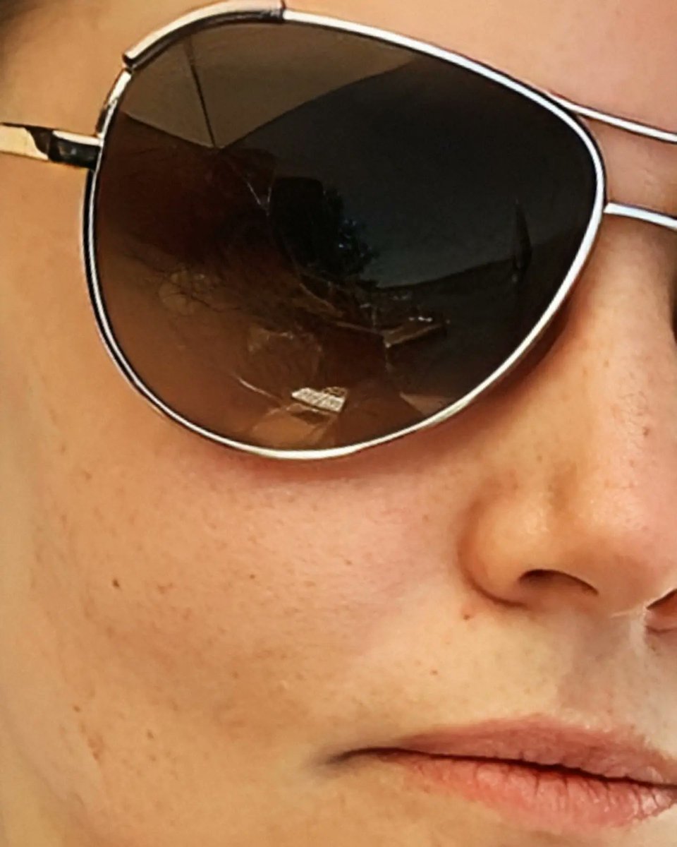 Mamporrero's tweet photo. Jennifer Morrison vacationed in El Salvador with husband Gerardo Celasco and friends Eric Amadio and Kristina Emerson on July 21, 2019. Great friends, gorgeous views, paddleboarding, fishing and alfajores. https://t.co/9dsNrPq8US
