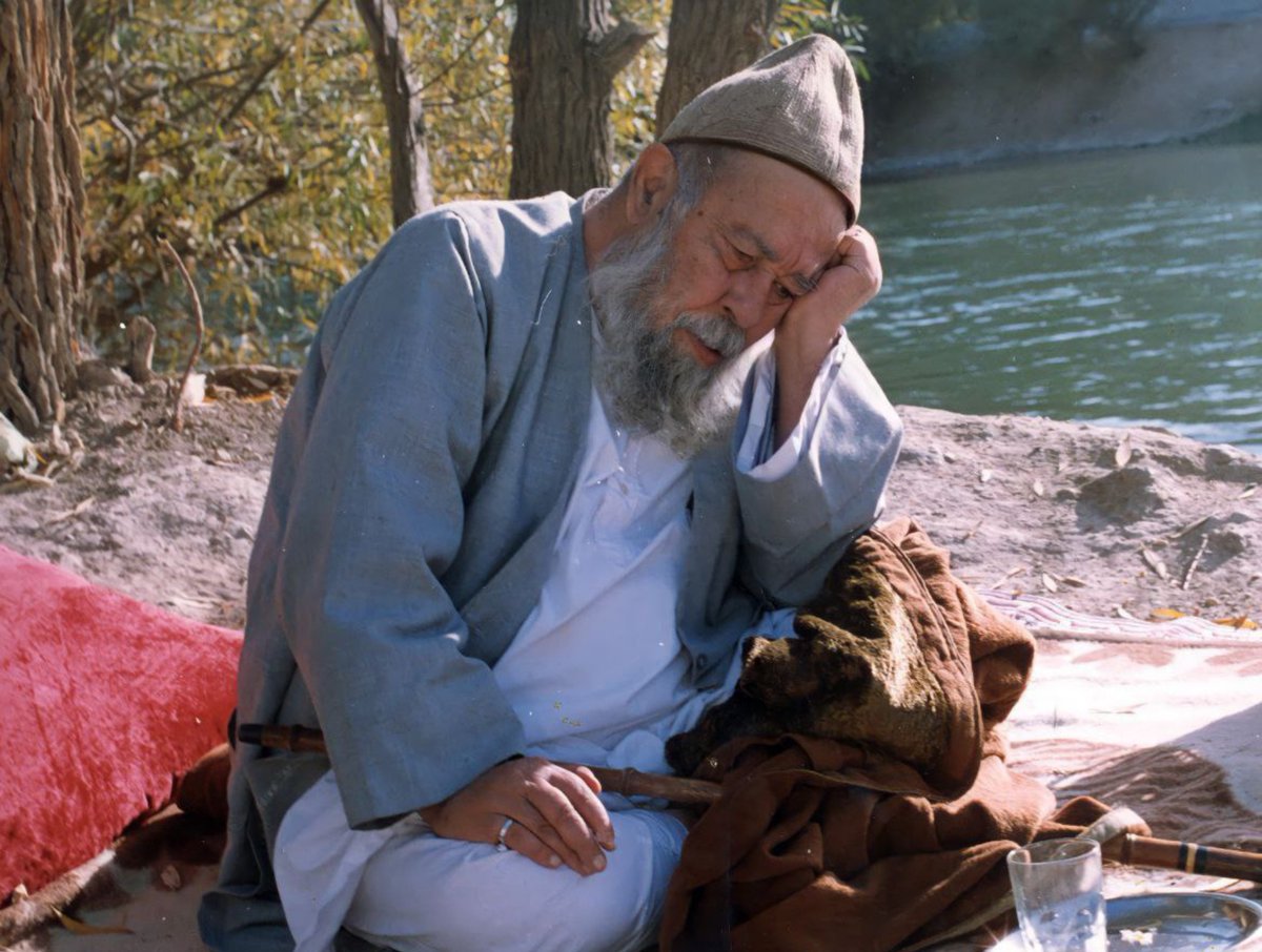 rasool_nmv's tweet photo. آیت الله کشمیری ره:

از اینجا تا بهشت یک قدم است.
قدم اول را بگذارید روی هوای نفس، قدم دوم در بهشت است. https://t.co/7UOUC1x9xQ
