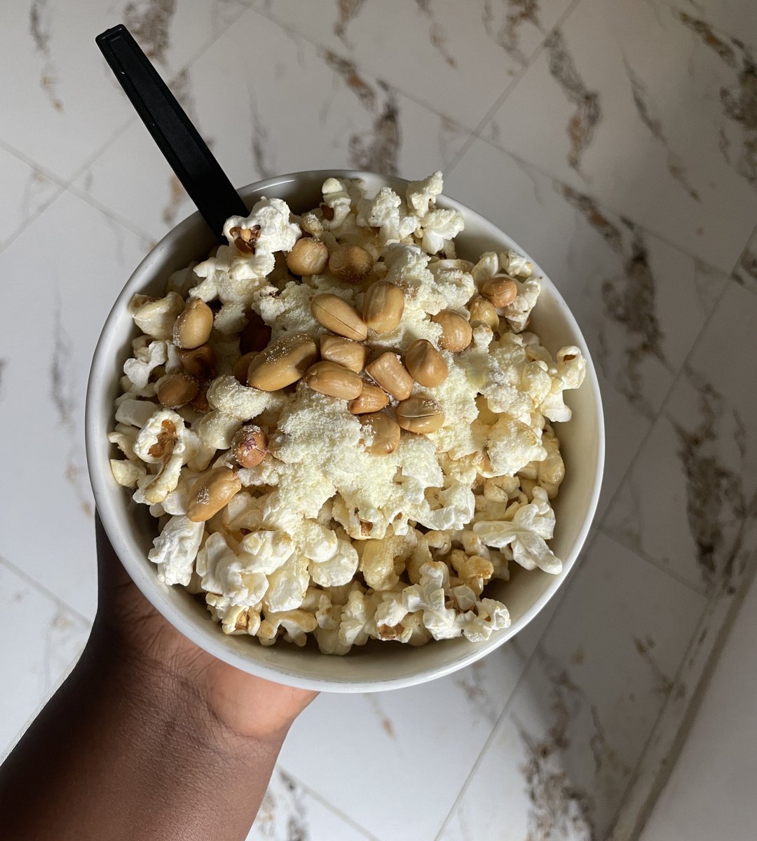 chefTessi's tweet photo. If you’re inviting me for movie night and my popcorn isn’t looking like THIS… please uninvite me. 😭😂 
Because what exactly am I coming to watch—the movie or your financially responsible, unseasoned popcorn? 😭 
THERE MUST BE EFFORT. 😂🍿
Movie night is an Experience! https://t.co/L1TyH1iPjk