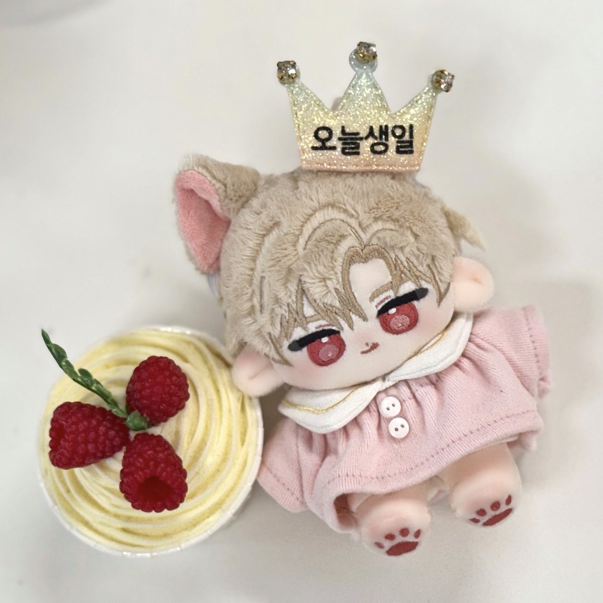 ___Alpha_virgo's tweet photo. #내가_지켜줄게_몽글가족
#가족간계증명서

생일 축하해 🎉 https://t.co/QFW3ab2QEU