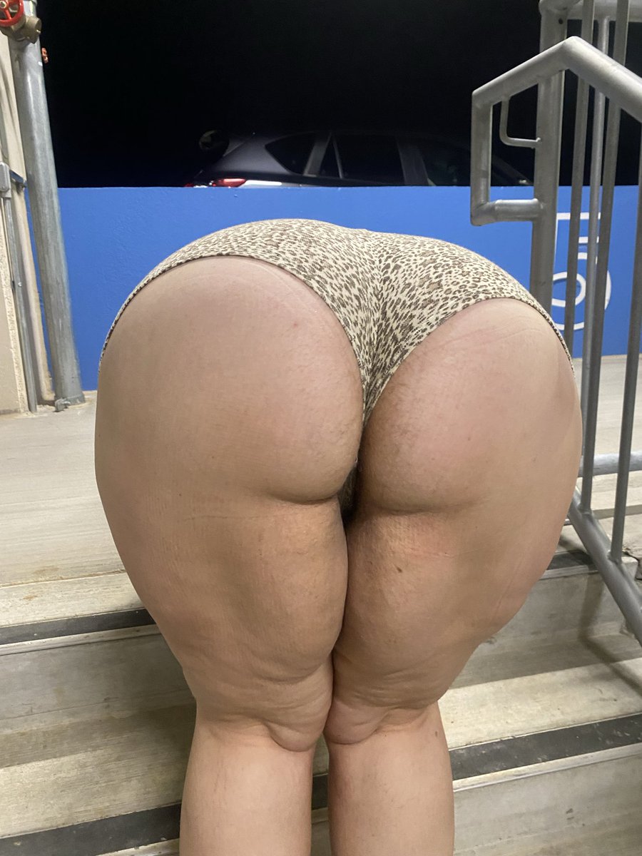 phatbootymeg's tweet photo. i love being a good little slut in public #bbw #rapebait #creamy #slut #tightpussy #horny #sellingpussy #freak #bigass #bigtits #cnc https://t.co/op3uxAabxG