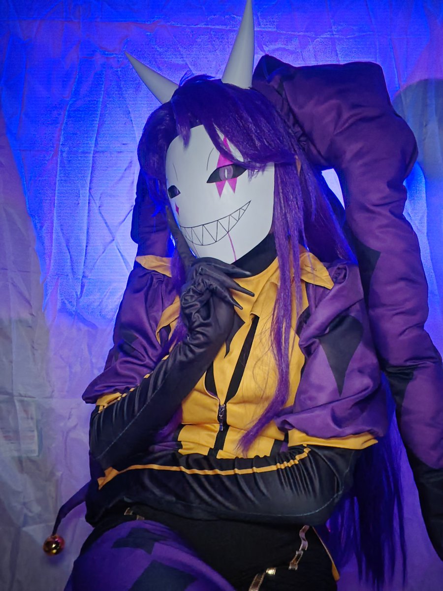 Dokan_TongGuan's tweet photo. I figured out how to make Jester's glowing eye mask
Coser:@Dokan_TongGuan
Photographer :@Dokan_TongGuan
#coserhk #cosplay #thefreakcircuscosplay #tfccosplay #jestercosplay #jester #thefreakcircus #tfc https://t.co/gqPdzjQkOj