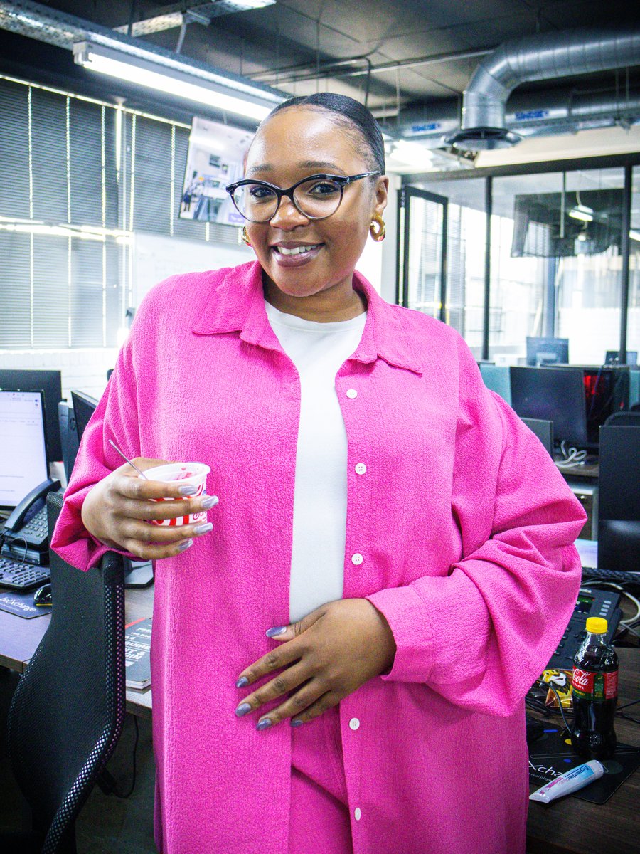 betXchange's tweet photo. Spring Day at the office: subtle colours were not invited. 😂🌸
Bright fits. Ice cream. Serious competition for Best Dressed.
Who won? 👀
#SpringDay #betXchange #OfficeAntics https://t.co/0FNLdDm9Vb