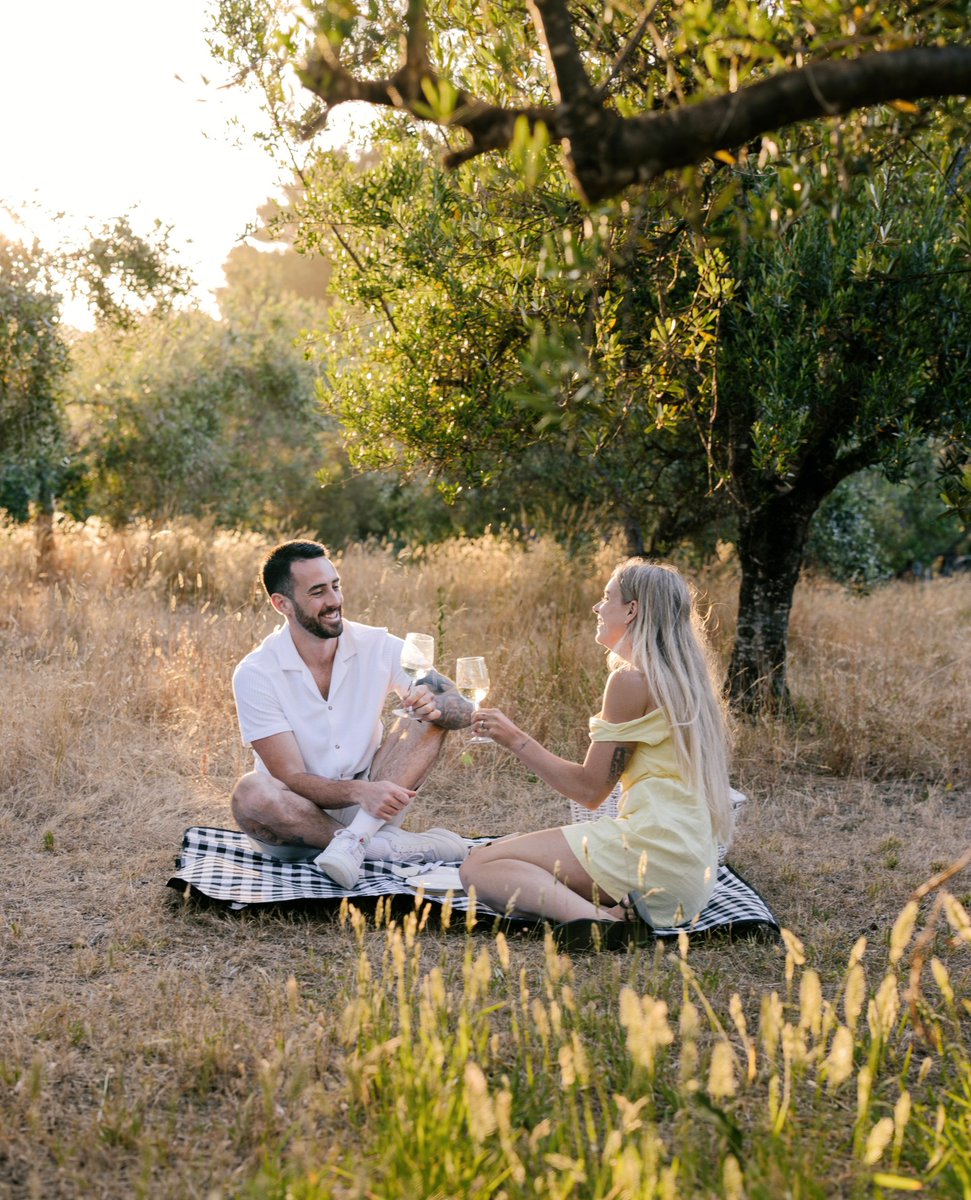 Jonny_JayS's tweet photo. Slow down this Easter break and enjoy quality time in your favourite places with your favourite people. The farm is open all weekend for soaking in La Dolce Vita. Enjoy. https://t.co/e3Iblp2Vnb