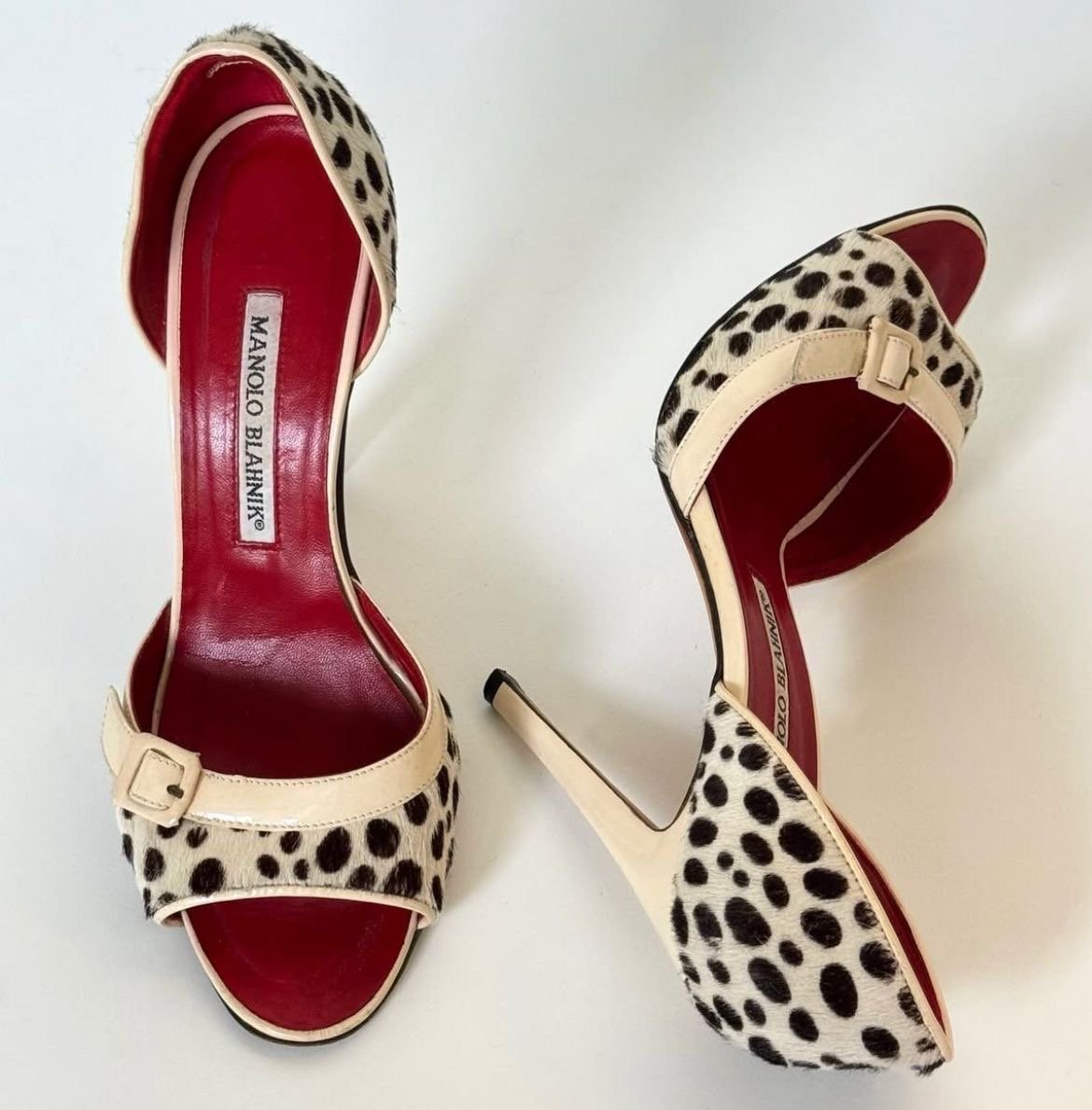 galactayoms's tweet photo. obsessed with manolo blahnik heels https://t.co/WIiShNJJKI