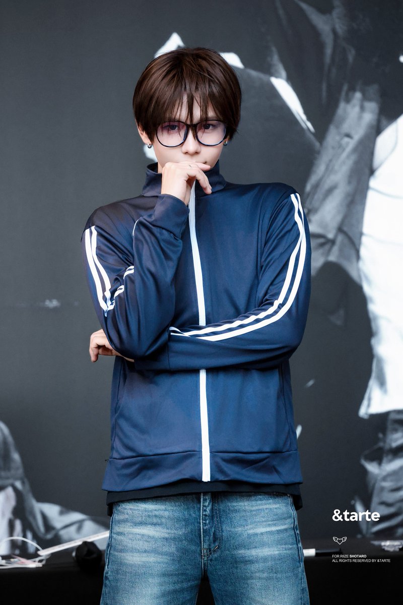 taroxtarte's tweet photo. 260901 팬싸

#SHOTARO #쇼타로 #将太郎 #ショウタロウ
#RIIZE #라이즈 https://t.co/sp6WBbVm94
