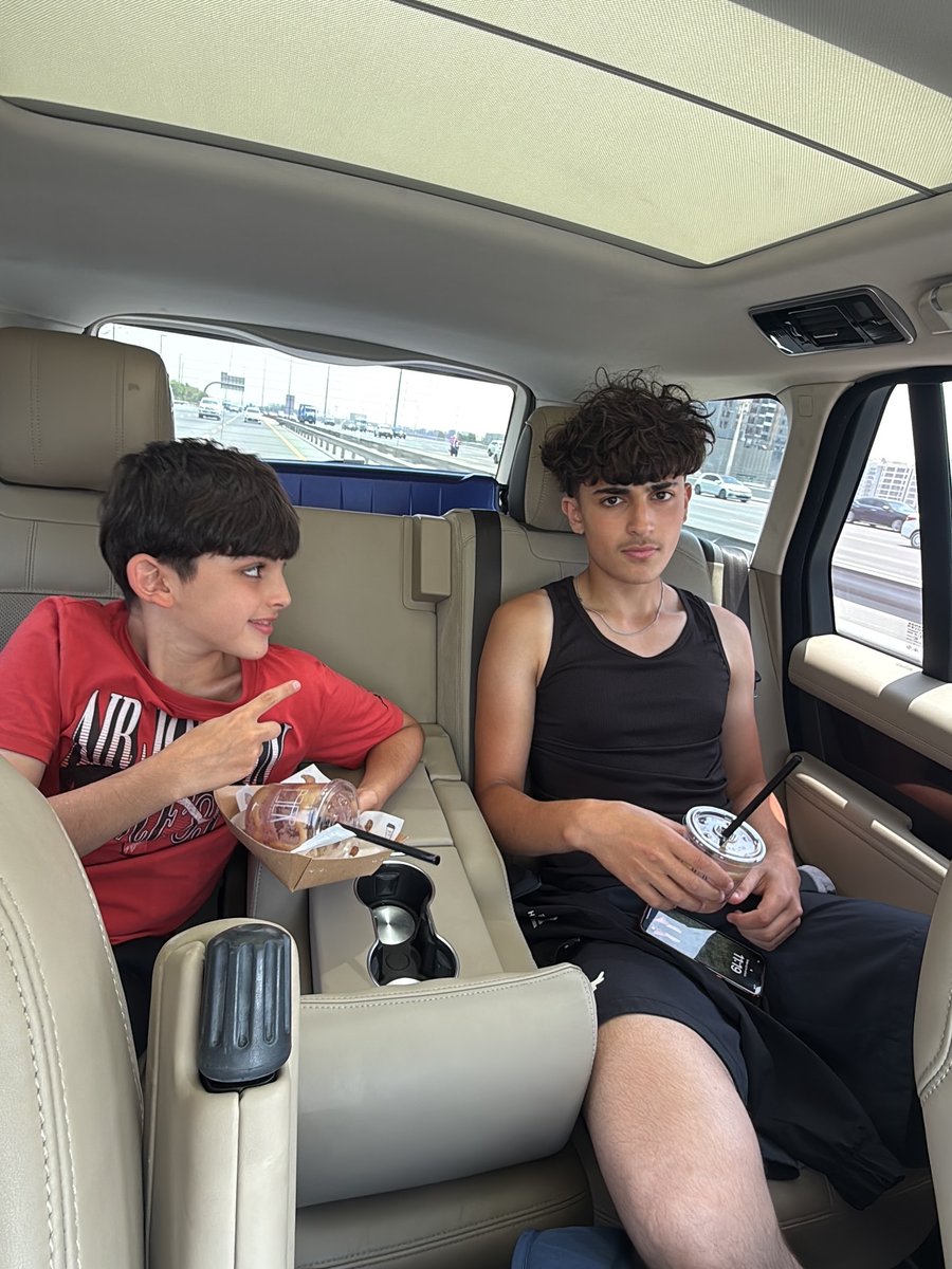 JHACK_CARDENAS's tweet photo. Different days, same love. Just me and my boys, soaking in the little moments that make life big. https://t.co/ypULA0AcbH