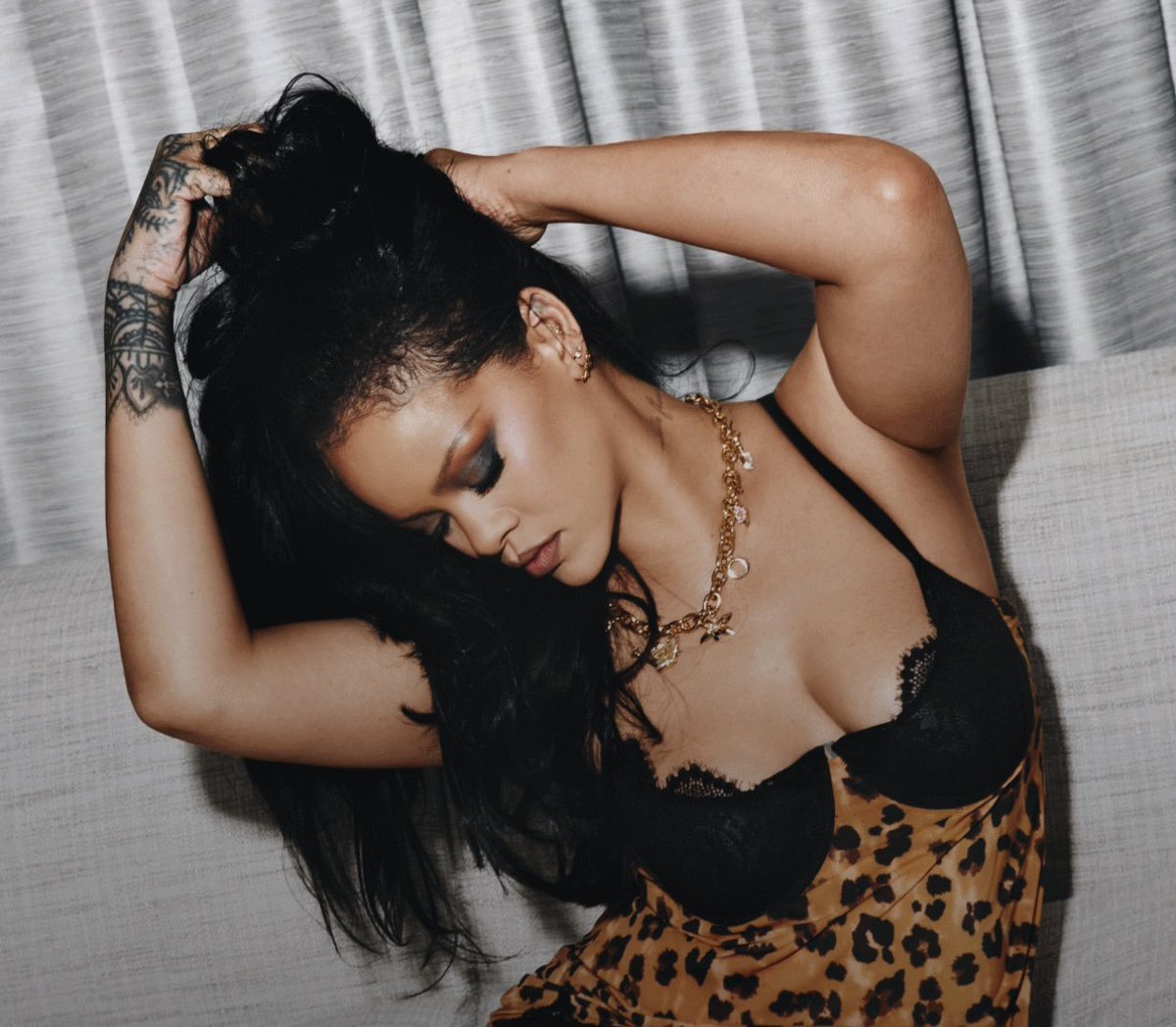 FentyGiftt's tweet photo. https://t.co/fKQJrQ03dx