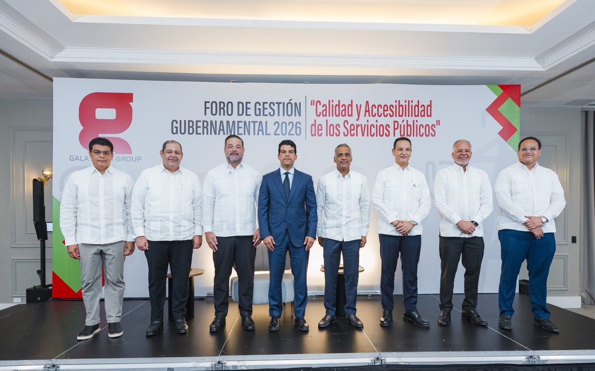 AmbienteRD's tweet photo. Avanzamos hacia un Ministerio más inteligente, eficiente y preparado para proteger nuestros recursos naturales. 🌿

Paíno Henríquez presentó los avances en digitalización, tecnología y gestión basada en datos que fortalecen nuestra capacidad de actuar en todo el territorio. 💻 https://t.co/xpEe6qanC4