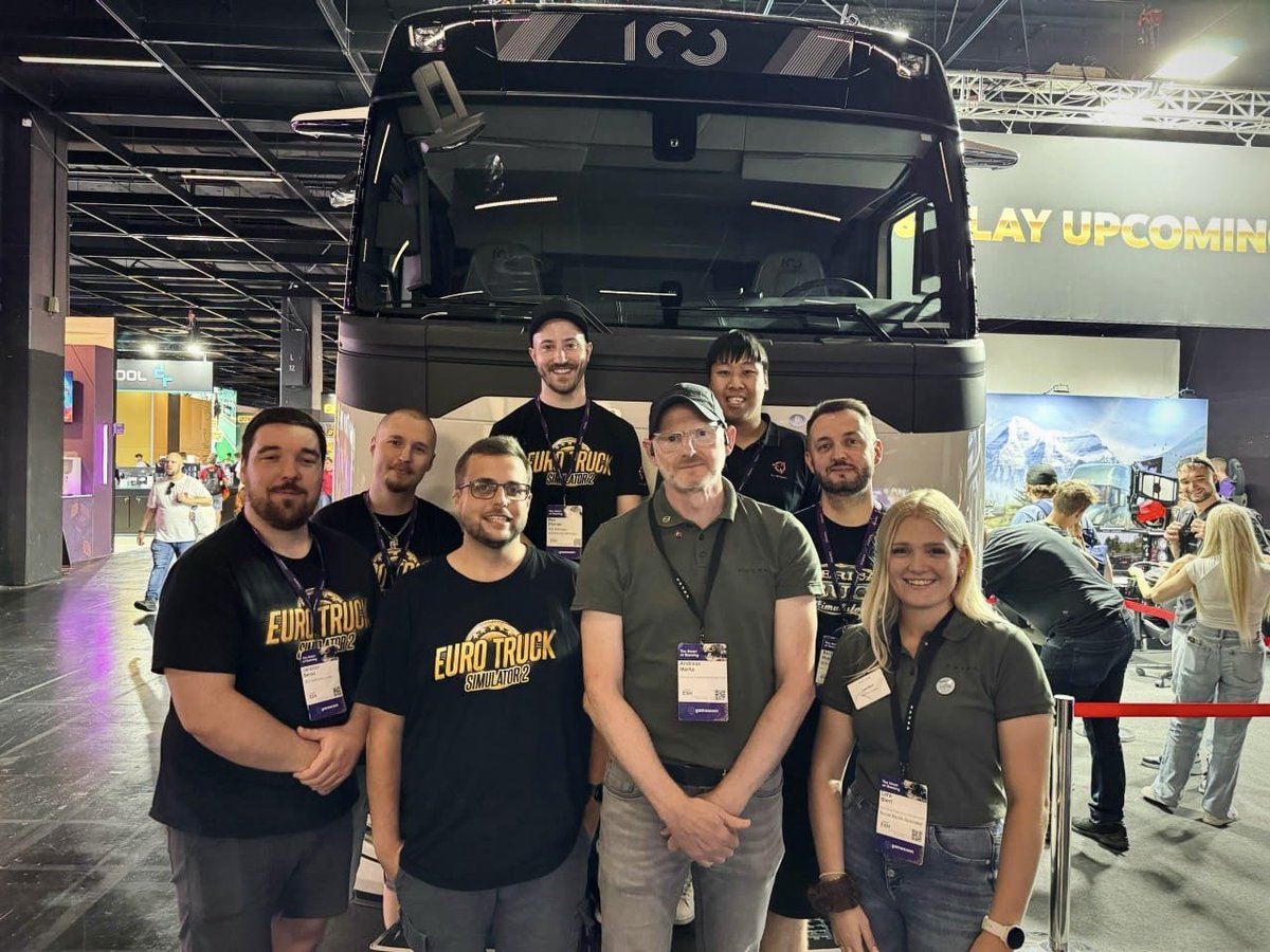 SCSsoftware's tweet photo. Gamescom x Volvo Trucks x SCS Software 🚛🎮🇩🇪

A huge thank you to the @volvotrucks_de team for joining us at Gamescom &amp; helping make our booth even more special! 🙌

It was fantastic having you with us &amp; seeing visitors enjoy the Volvo Trucks 100 Year Edition up close! 😍 https://t.co/RwFmGuil3G