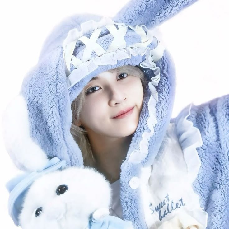 Knox_JH's tweet photo. 윤정한 어쩜 이리 아가토끼야 ૮꒰ ིྀ �� ˆ ` ꒱ა https://t.co/DXURM8VuRl