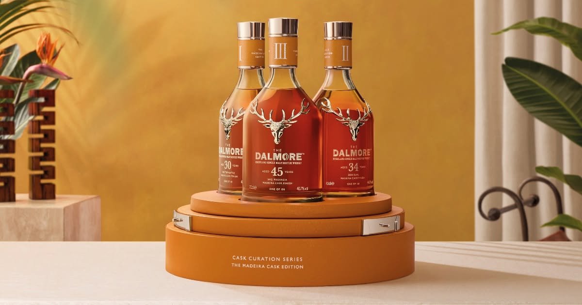 watches_whisky's tweet photo. The Dalmore distillery presented a new set in their Cask Curation Series. This year it`s a The Madeira Wine Cask Edition, a collection of rare Single Malt #whisky from 30 to 45 yo. Limited to 150 sets worldwide.
#Dalmore
https://t.co/bCZYbNMzBR https://t.co/O7bD2NdVwZ