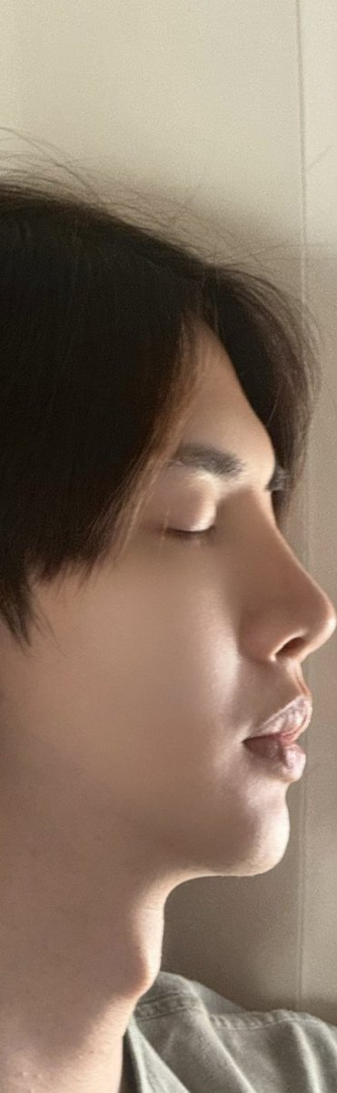 khway_t57809 tweet picture