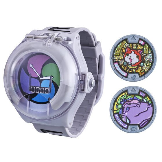 YonetWatch's tweet photo. ⌚️ La toute première Yo-kai Watch va être rééditée au Japon, il en va de même pour la première série de médailles Yo-kai !

📅 Ça sera disponible à partir du 19 septembre au Japon.

#⃣ #YokaiWatch #BandaiNamco #妖怪ウォッチ https://t.co/iKQmEU11CA