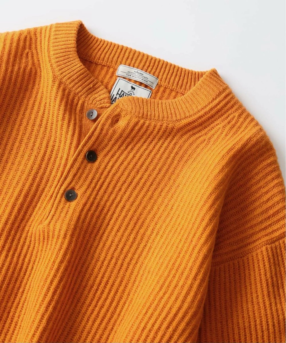 S_HangerLuck's tweet photo. これは心惹かれる・・

relumeの定番-HAMILTON KNIT-

コットンライクでチクチクせず、絶妙な抜け感のヘンリーネック。袖のロゴがかわいい🐏 https://t.co/NAm8zcimFV