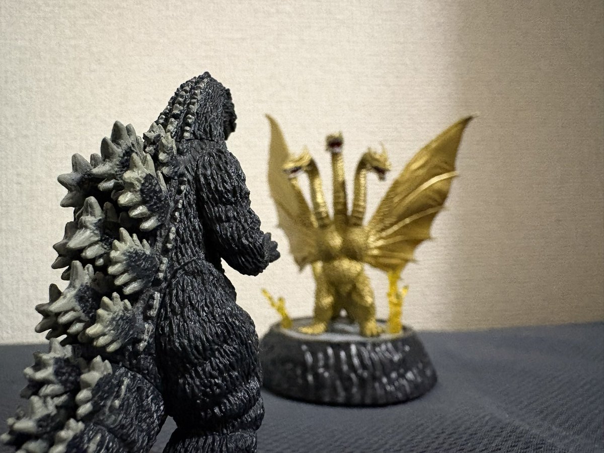1_3_one_third's tweet photo. 1回500円でこれはすごいクオリティだと思う
#ゴジラ
#キングギドラ
#ゴジラvsキングギドラ
#ゴジラhg https://t.co/Pr9adcqlEY