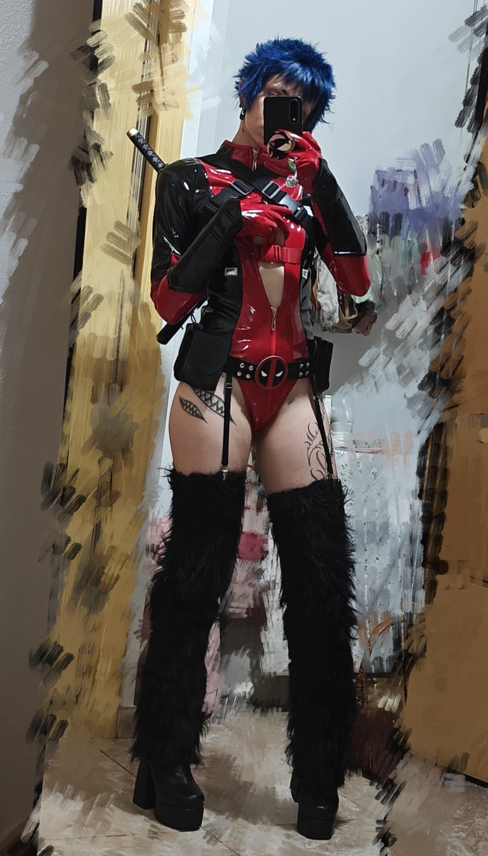 cxnnib4love's tweet photo. GUYS GUYS GUYS I'M NOT DEAD, WE'RE SO BACK AND LOOK AT WHAT I GOT FROM @mobbunny1 
What do we think? I think Angel Dust is gonna slay in it~

#cosplay #deadpool https://t.co/JyD9jsVEbX