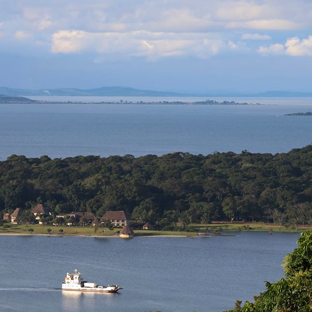 TimKalyegira's tweet photo. Bugala Island, Kalangala District, in Lake Victoria, Nov. 2019.

The alluring scenery speaks for itself.

At night, to the left, out of view, one can see the lights at Entebbe International Airport from here.

Photo by @TimKalyegira https://t.co/AQea3g3Bjv