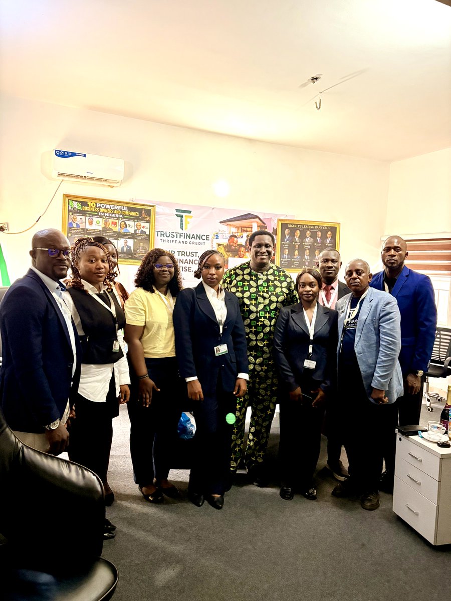 TrustFinanceNG's tweet photo. Every picture is proof:
When we invest in knowledge,we invest in the future. Thank you to everyone who joined the Trustfinance event. The Journey to financial freedom continues.
#eventmemories #Trustfinance #newmonth #finances #explore https://t.co/gk0z7EjgNl