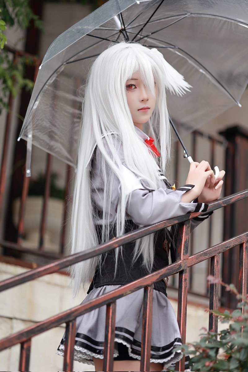 gzi15233981's tweet photo. 下雨了 老师
生贺cos正片（7/29）
#守月スズミ生誕祭2026 https://t.co/MmjcPgejgp