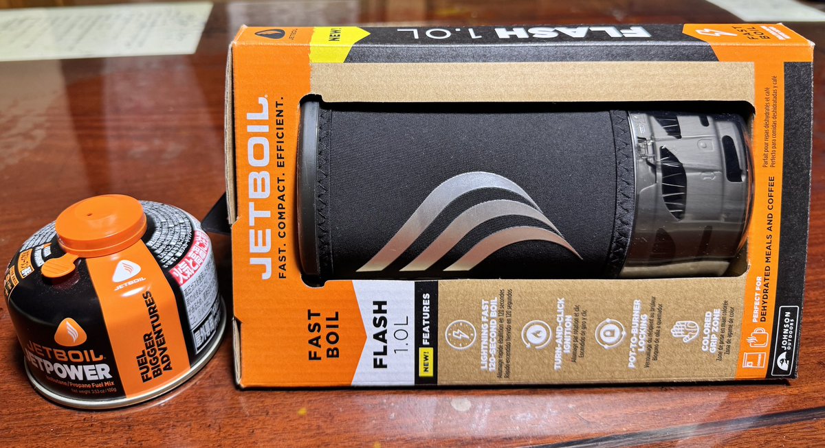 n1turbine's tweet photo. 釣りに🎣いけないので。
行ける日を待ち望んでいます。🚗💨
#衝動買い
#JETBOIL https://t.co/8VEGlAgAD8